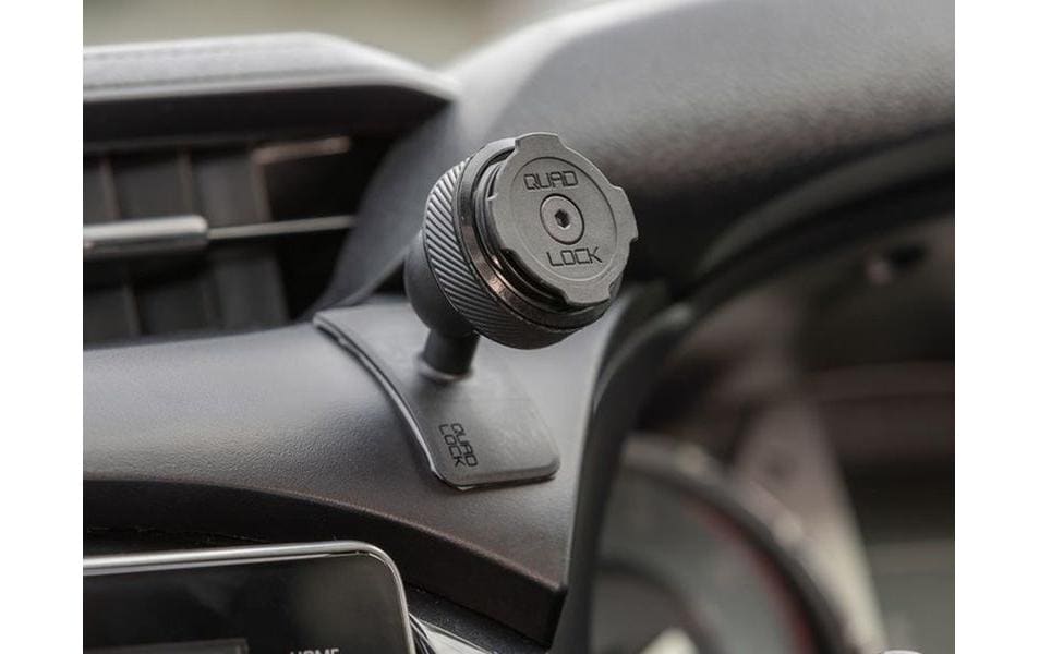 Quad Lock Auto-Halterung Klebe-Dashboard/Konsole – Auto-Halterung – Armaturenbrett, Klebend, Drehbar – Schwarz