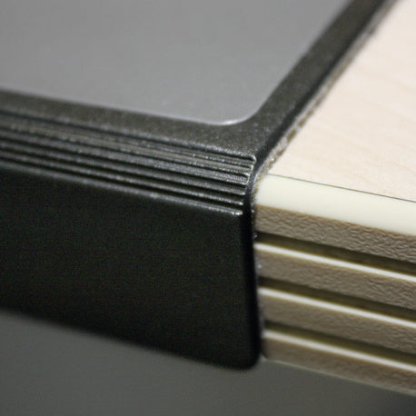 Durable 7293-01 Schreibunterlage – mit Kantenschutz, schwarz, Kunststoff, B 650 × T 520 mm