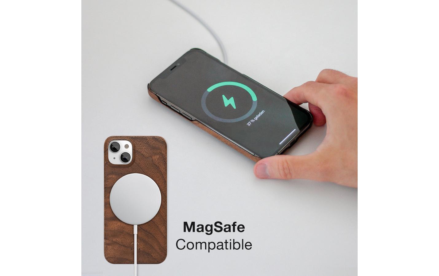 Woodcessories Backcover – für Apple iPhone 14 Plus – Walnuss – Aramidfasern