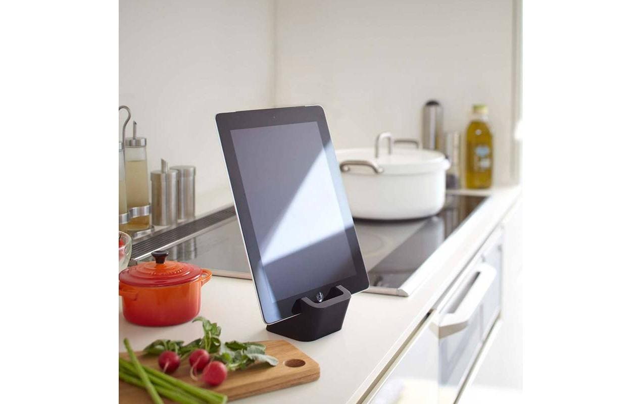 Yamazaki Tablet-Ständer – für Tablets – Silikon – Schwarz