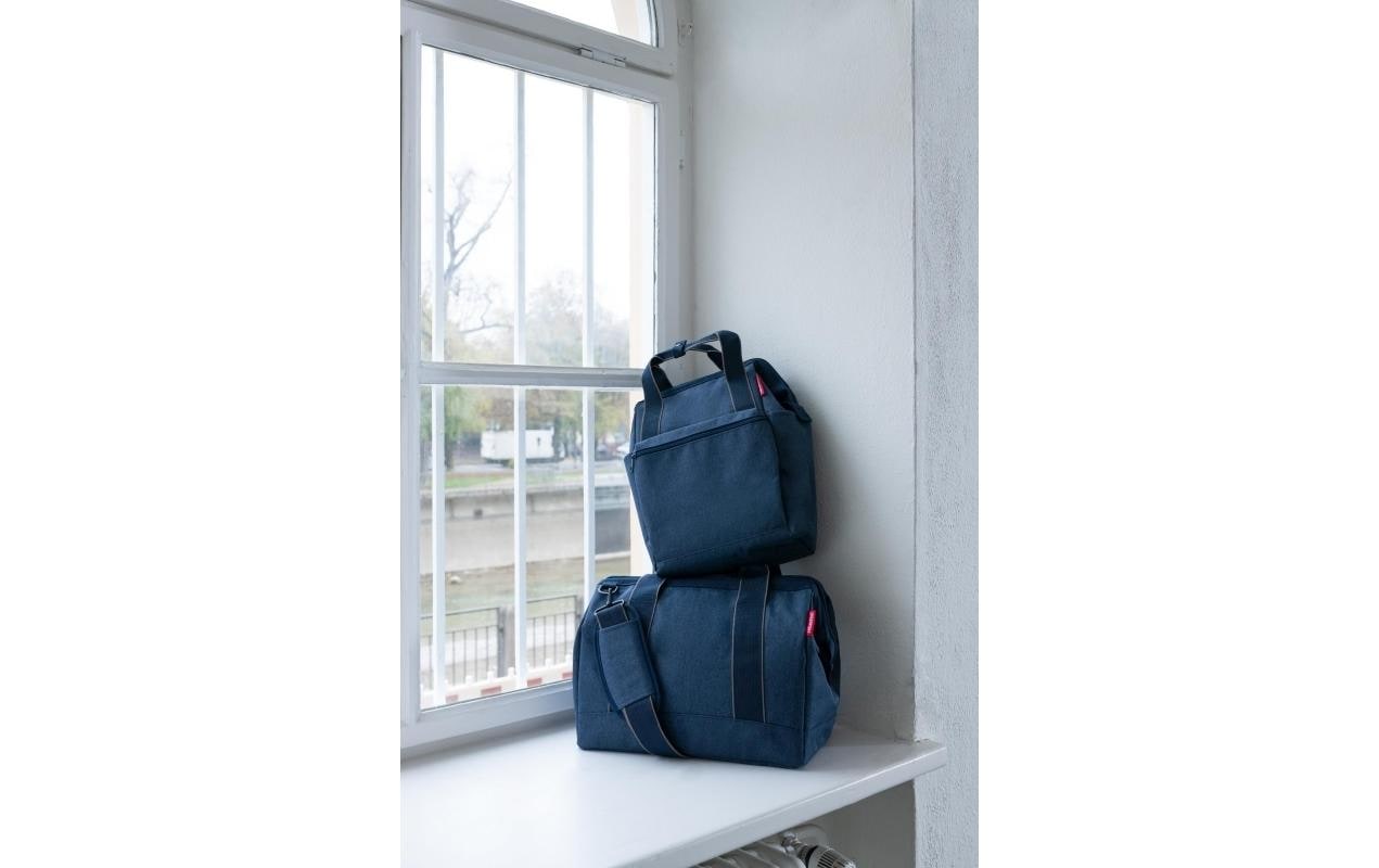 Reisenthel Umhängetasche Allrounder M – 18 l, Polyester, Herringbone Dunkelblau, 43 × 24 × 33,5 cm
