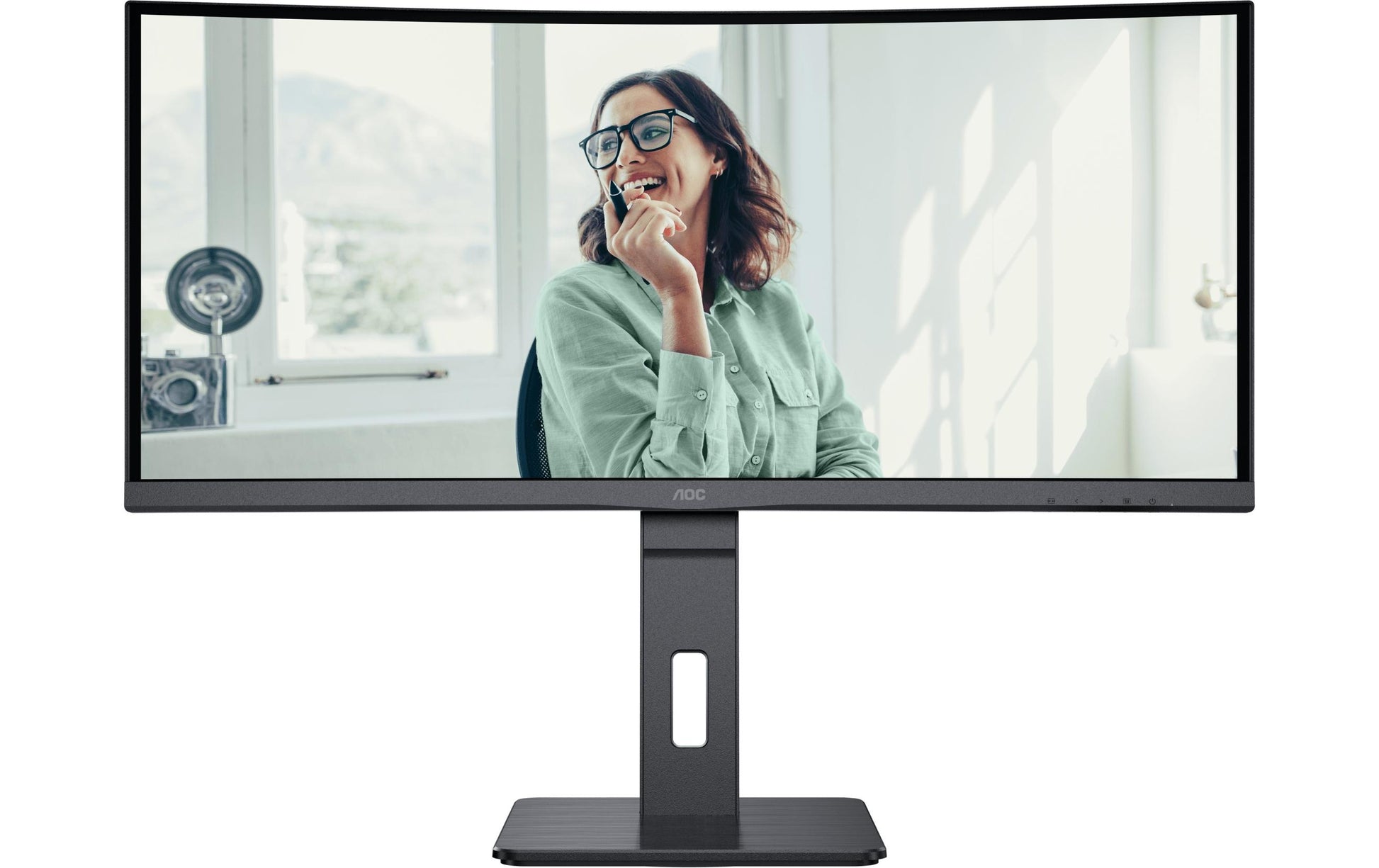 AOC Monitor, 34", 3440 × 1440 (UWQHD), VA, 100 Hz, 300 cd/m², KVM, USB-C, Gebogen, VESA 100 × 100, Schwarz