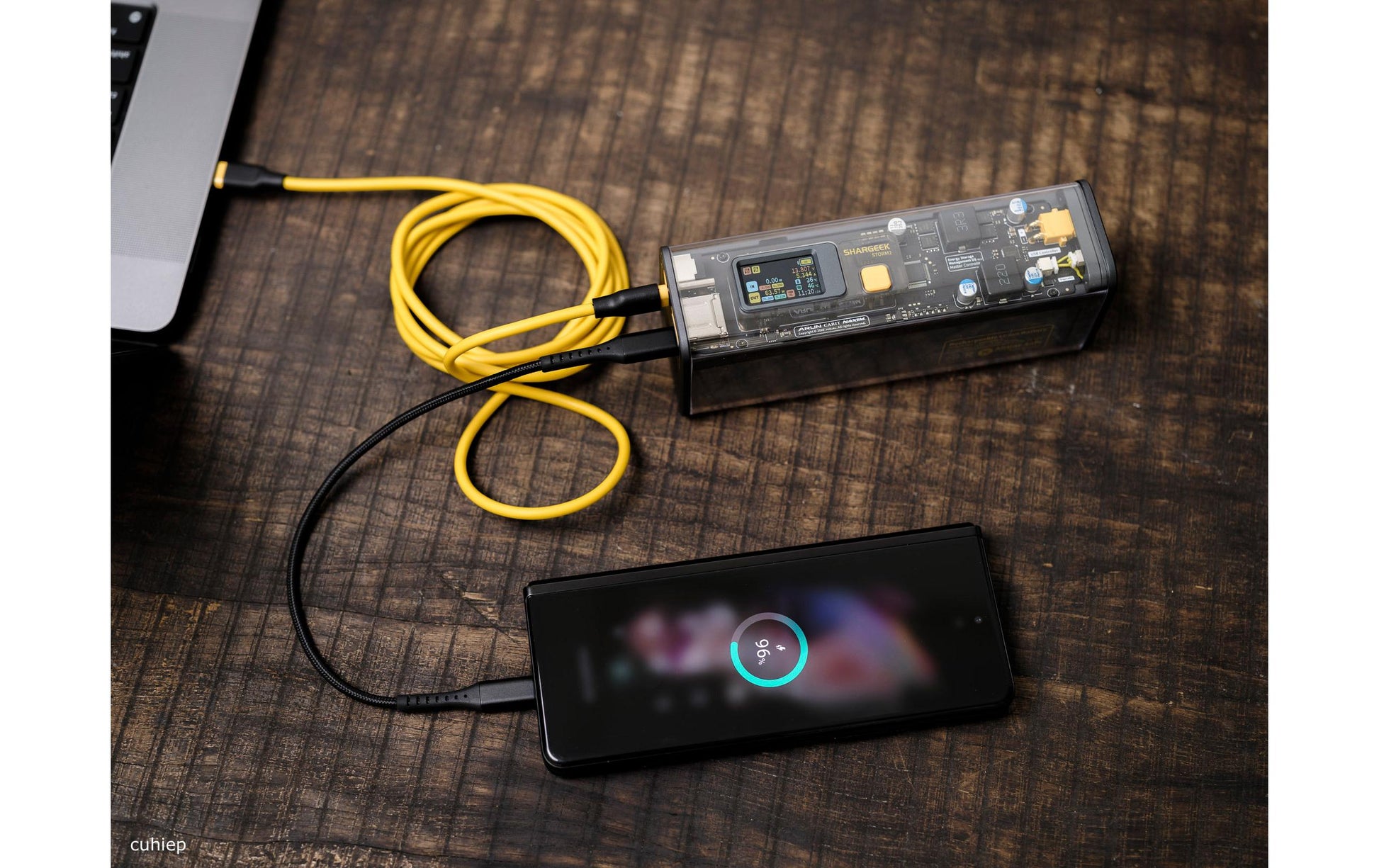 Sharge Powerbank 25600 mAh, PD 100 W, 2× USB-C, Violett