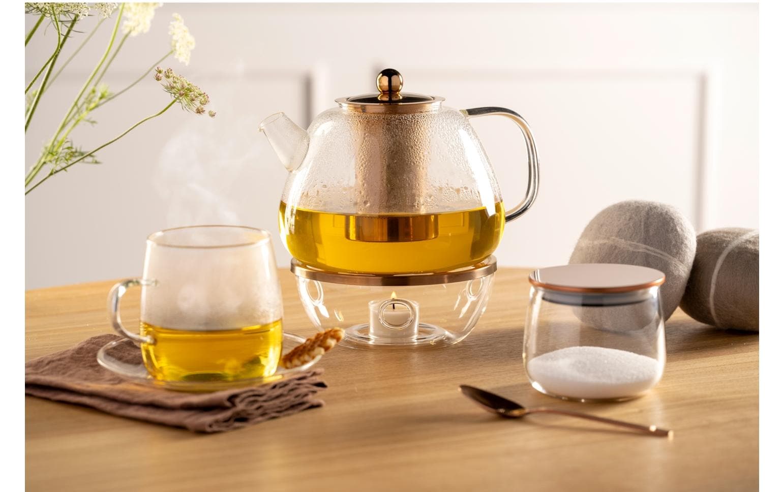 LEONARDO Teekanne – 1,5 l, Borosilikatglas, transparent, abnehmbarer Deckel, mit Teefilter, spülmaschinenfest