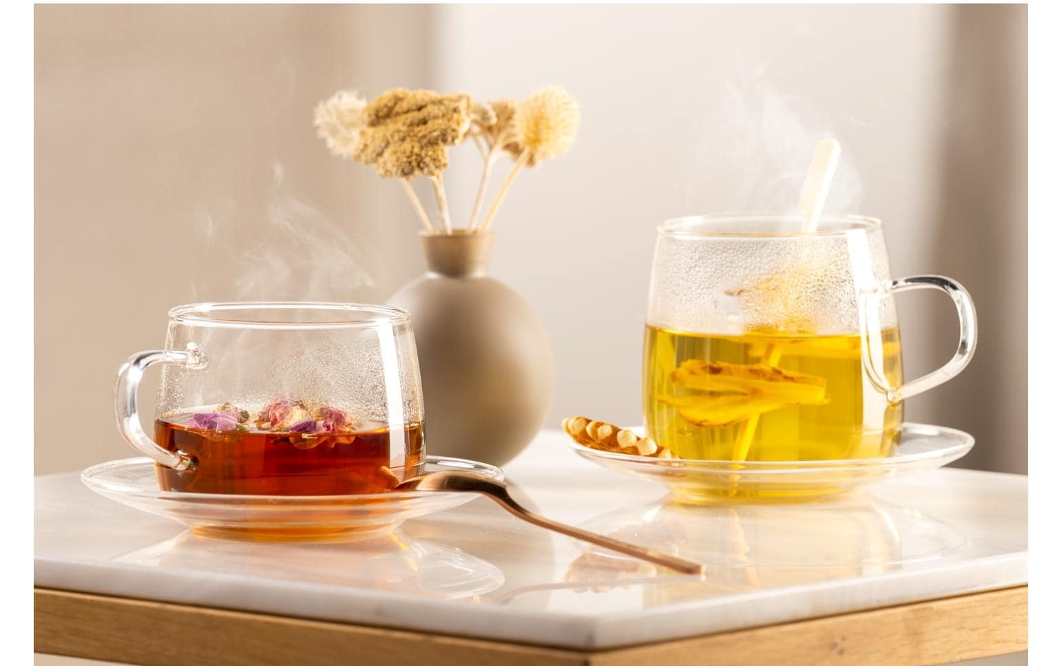 LEONARDO Tasse – 0,45 l, Glas, transparent, mit Henkel, spülmaschinenfest, mikrowellenfest, 4 Stück