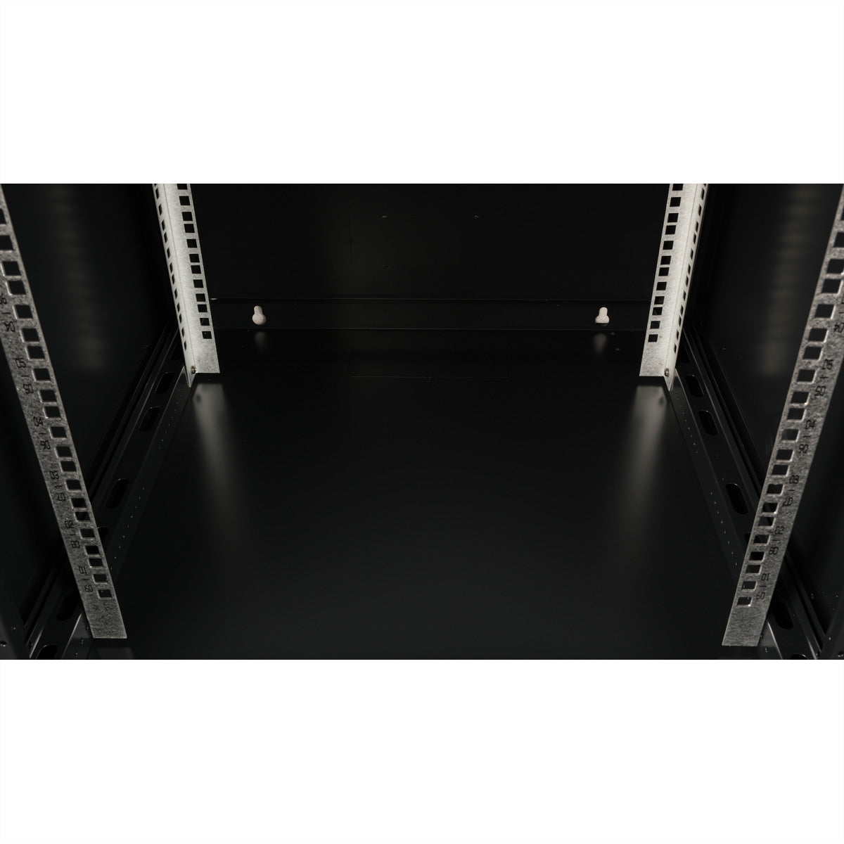 VALUE 19" Wandverteiler 9U, IP20, abschliessbar, 600 × 600 × 512 mm, schwarz