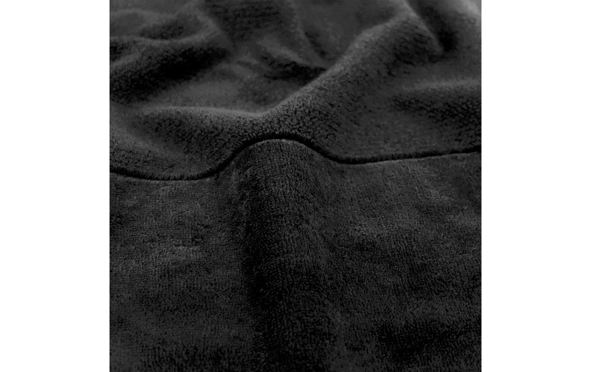 MÖVE Bamboo Luxe Duschtuch – 80 × 150 cm – Schwarz – Baumwolle/Viskose, 630 g/m² – 60 °C