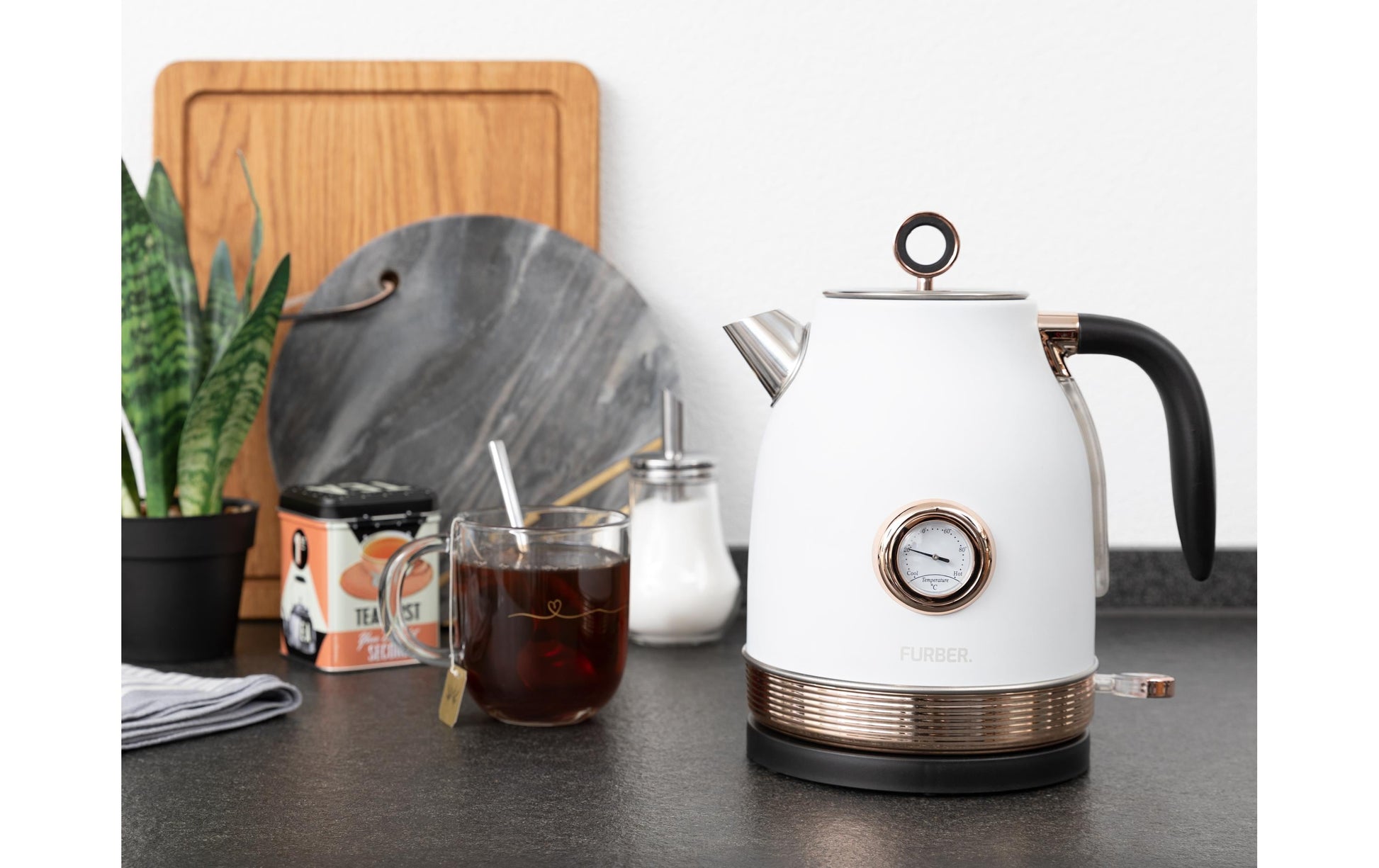 Furber. Furber Wasserkocher – 1,7 l, Edelstahl, Roségold
