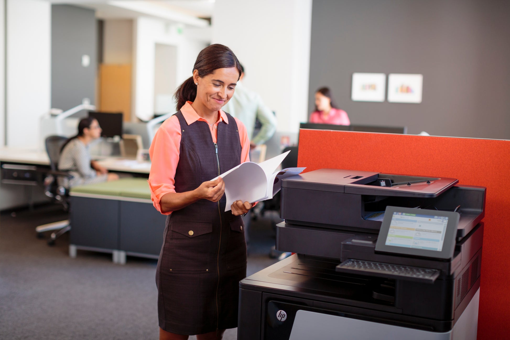 HP COLOR LASERJET EP FLOW M880Z – Farbiges Laser-MFP