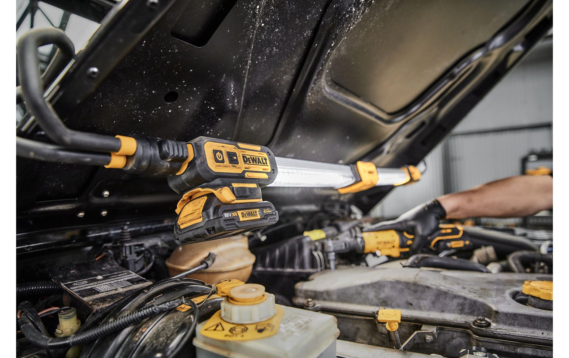 DeWalt Arbeitsleuchte – 1650 lm, 18 V Akku – Schwarz