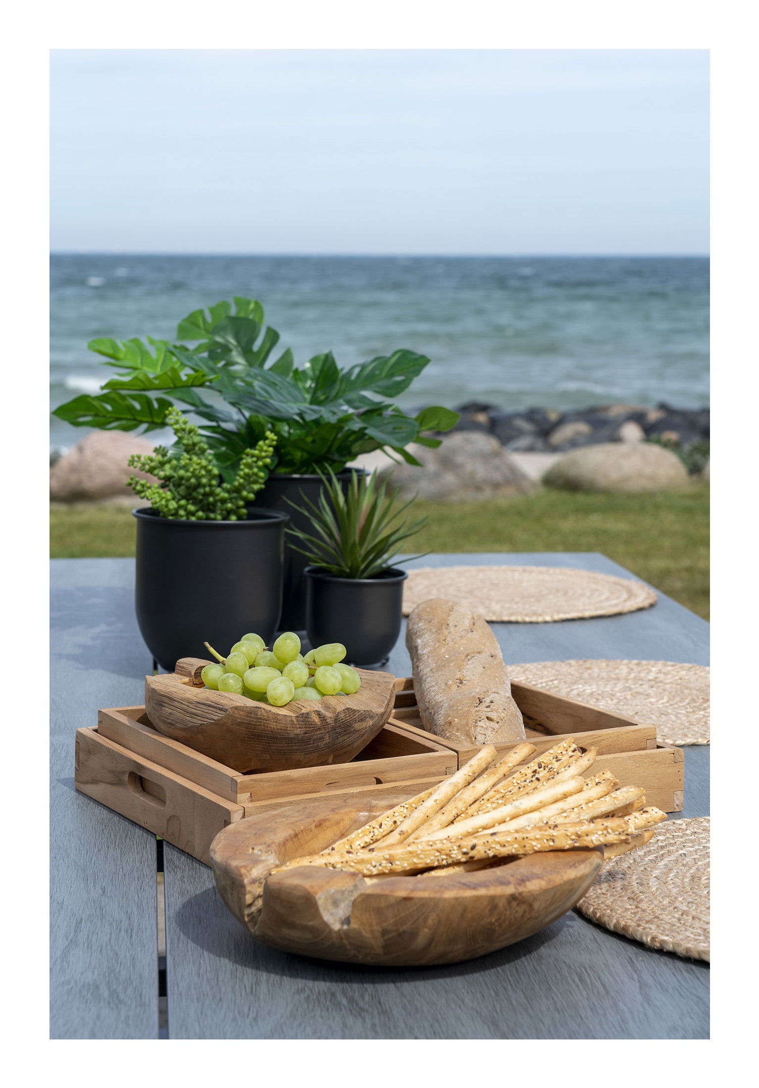 House Nordic Schale – Teak, natur – Ø 20 × 8 cm