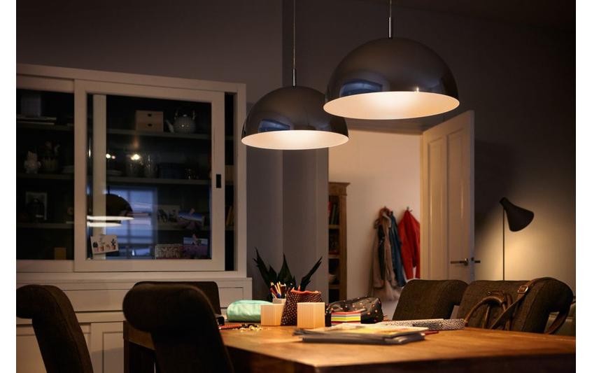 Philips by Signify Philips LED-Leuchtmittel E14 P45 – Warmweiss 2700 K, 470 lm, 4,9 W