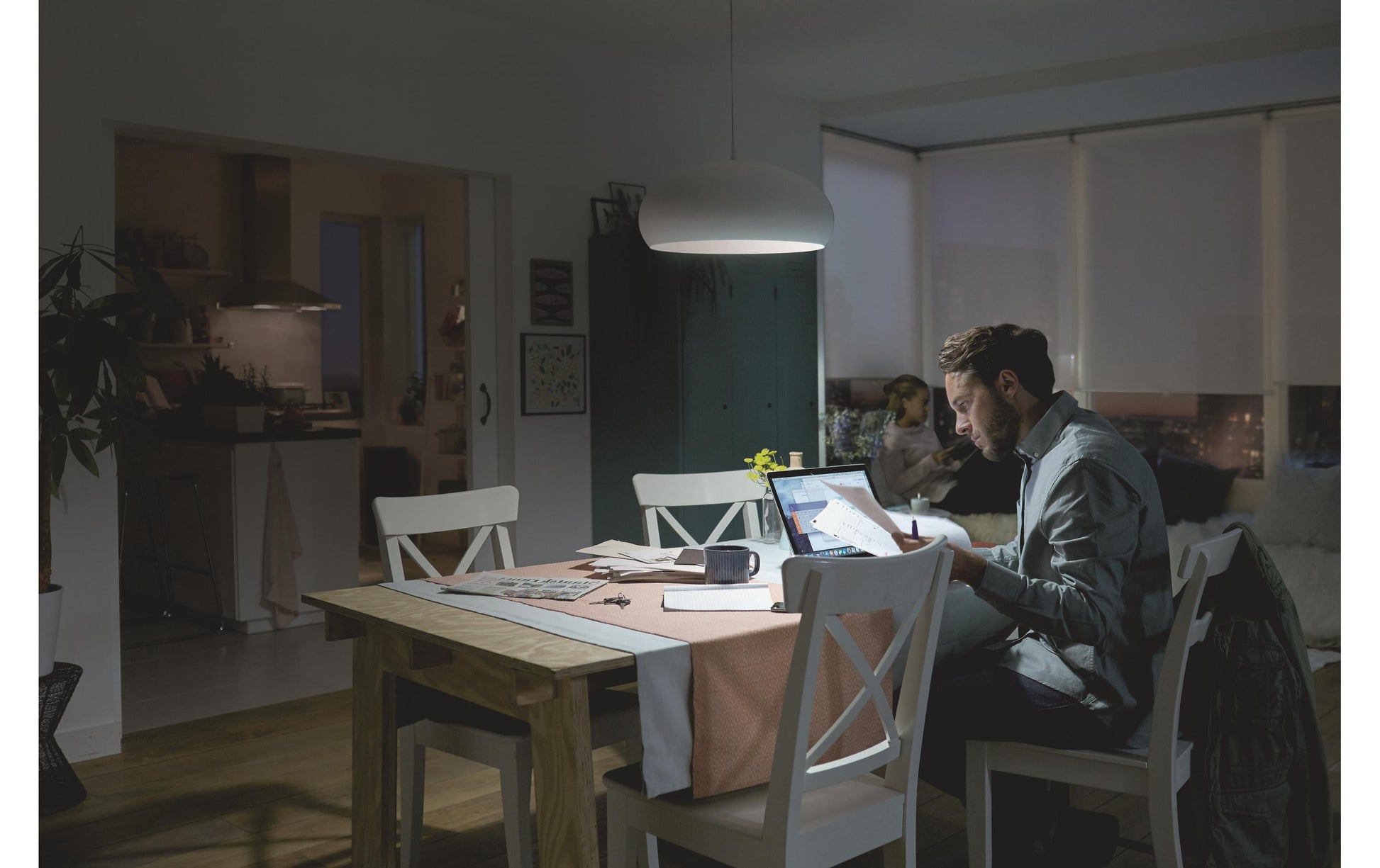 Philips by Signify Philips LED-Leuchtmittel E27 A-Form – 1521 lm, 10,5 W, Kaltweiss 6500 K – 1 Stk., Weiss, Glas