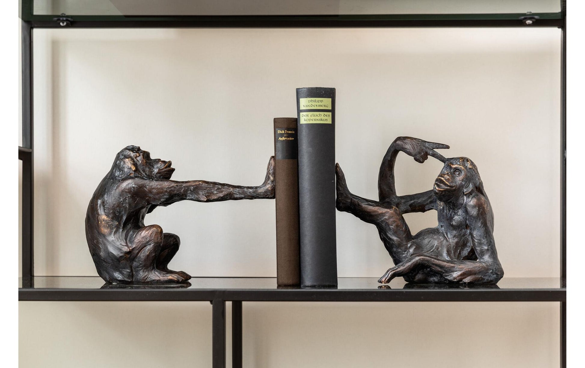 KARE Design Monkey Buchstütze – Kunststoff – Braun – 200 × 170 × 100 mm