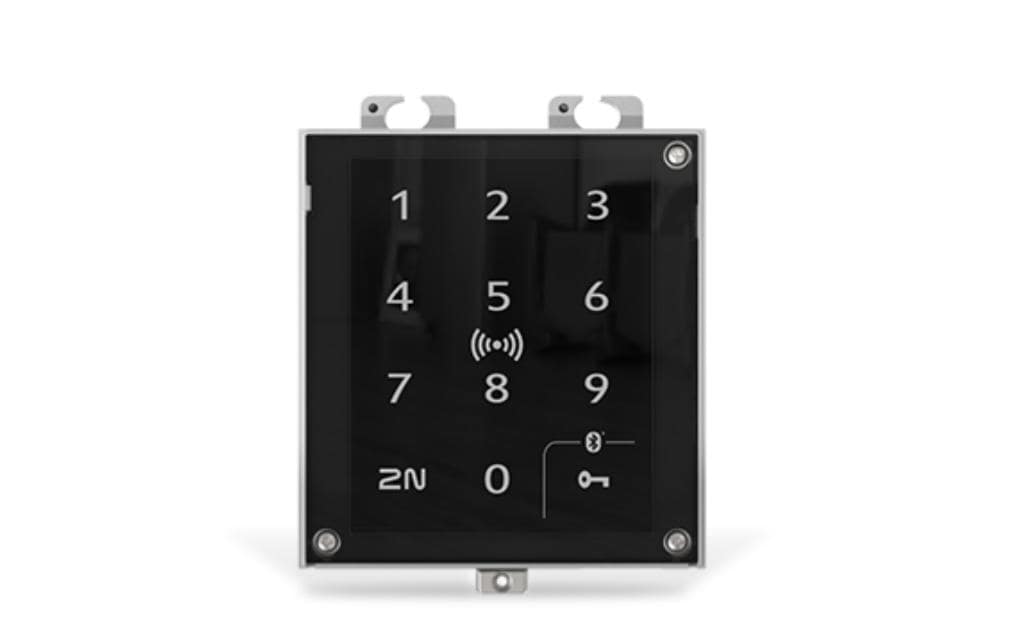 2N Zugangskontrollleser Access Unit 2.0 – 108 × 45 × 131 mm, schwarz, IP54
