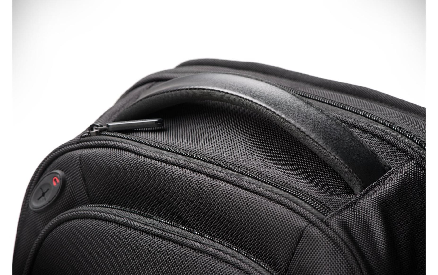 Kensington Notebook-Rucksack Contour 2.0 – für 15,6", 27,5 l, mit Tablet-Fach, Polyester – Schwarz