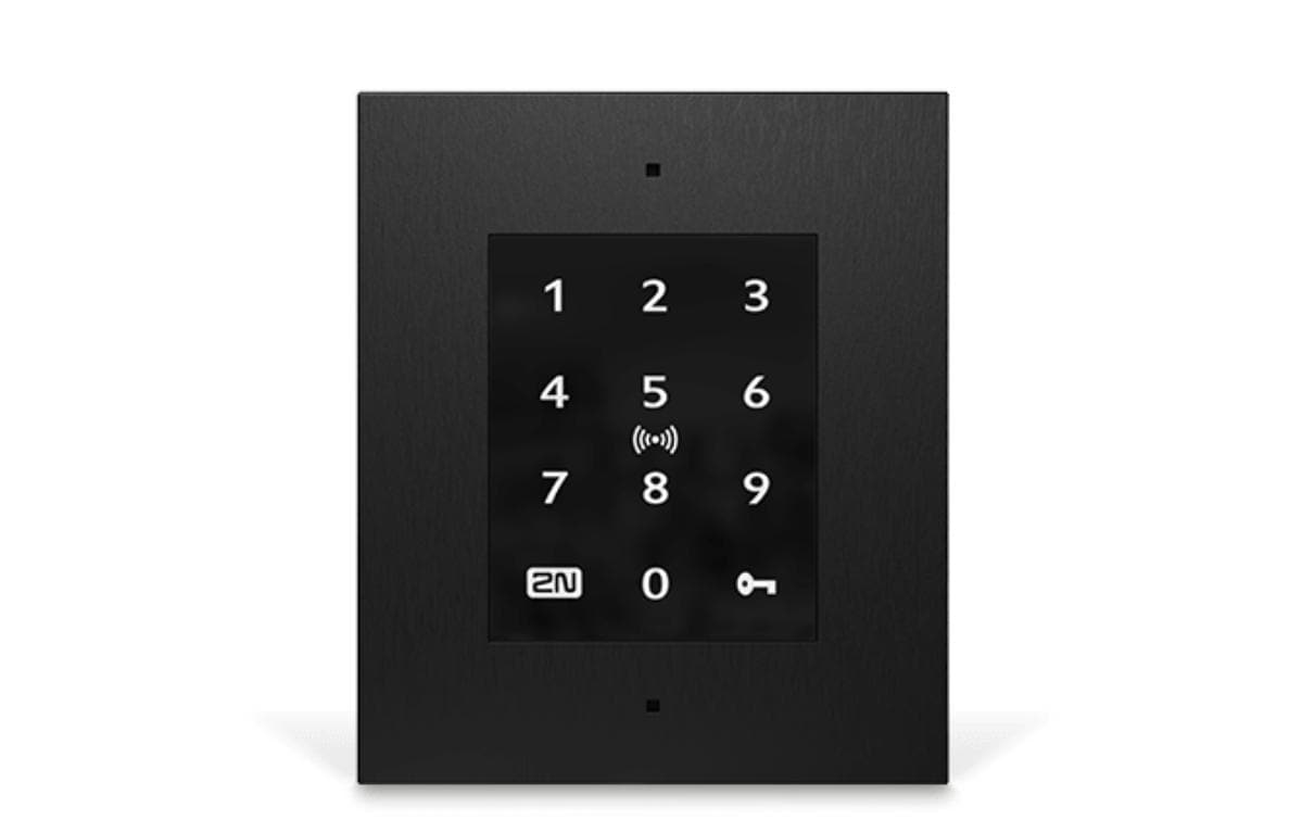 2N Zutrittsleser Access Unit 2.0 Touch – 108×45×131 mm, schwarz