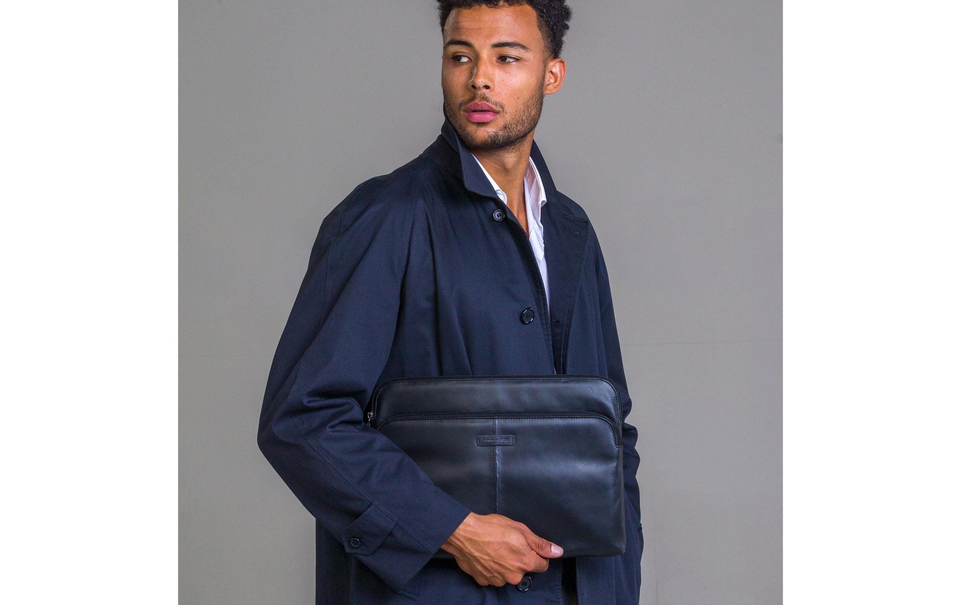 dbramante1928 Skagen Pro+ Notebook-Schutzhülle für MacBook Pro 14" – Schwarz