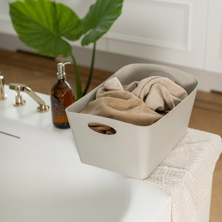 Koziol Aufbewahrungsbox 15 l – Recycling-Kunststoff – Beige – mit Griff, verschachtelbar – 480 × 237 × 310 mm