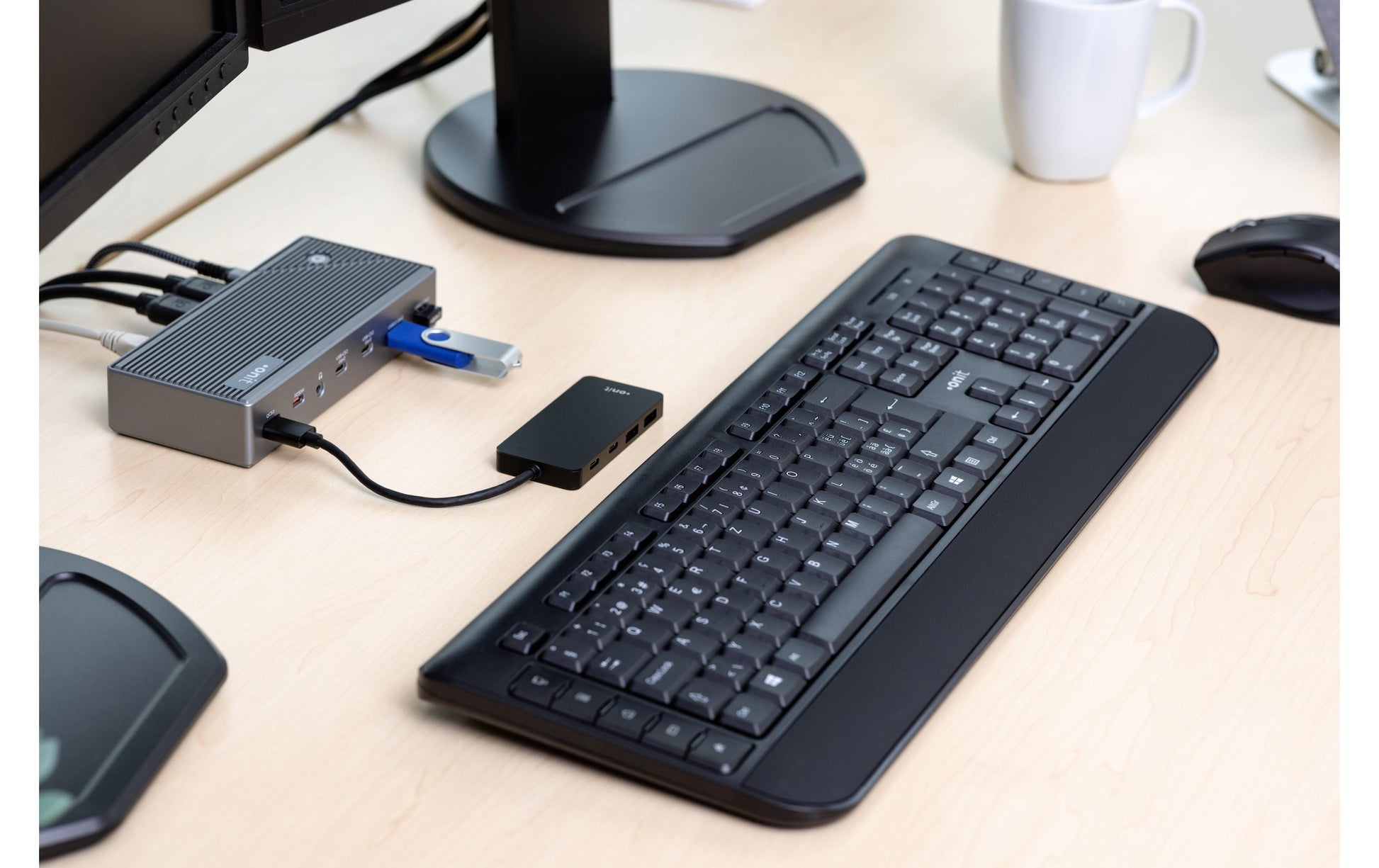 ONIT F01259 USB-Hub – USB-C, 2× USB-A, 2× USB-C, 15 W PD, für Windows/Mac/ChromeOS