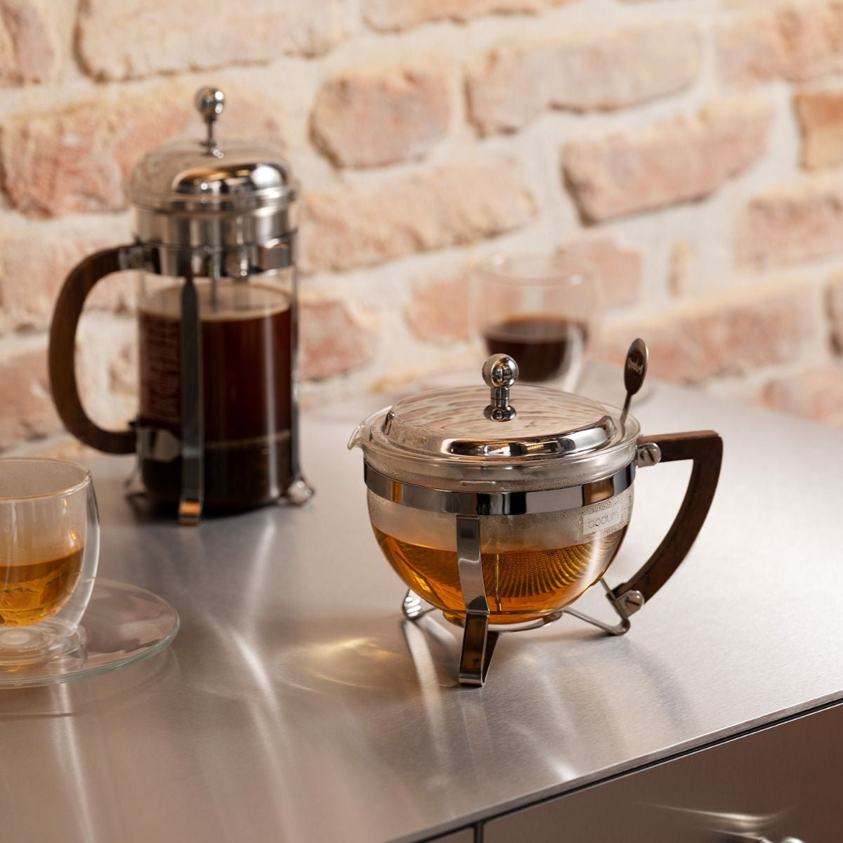 Bodum Chambord Teezubereiter – 1 l, 24,4 × 18,9 × 14,6 cm, Borosilikatglas, Edelstahlfilter