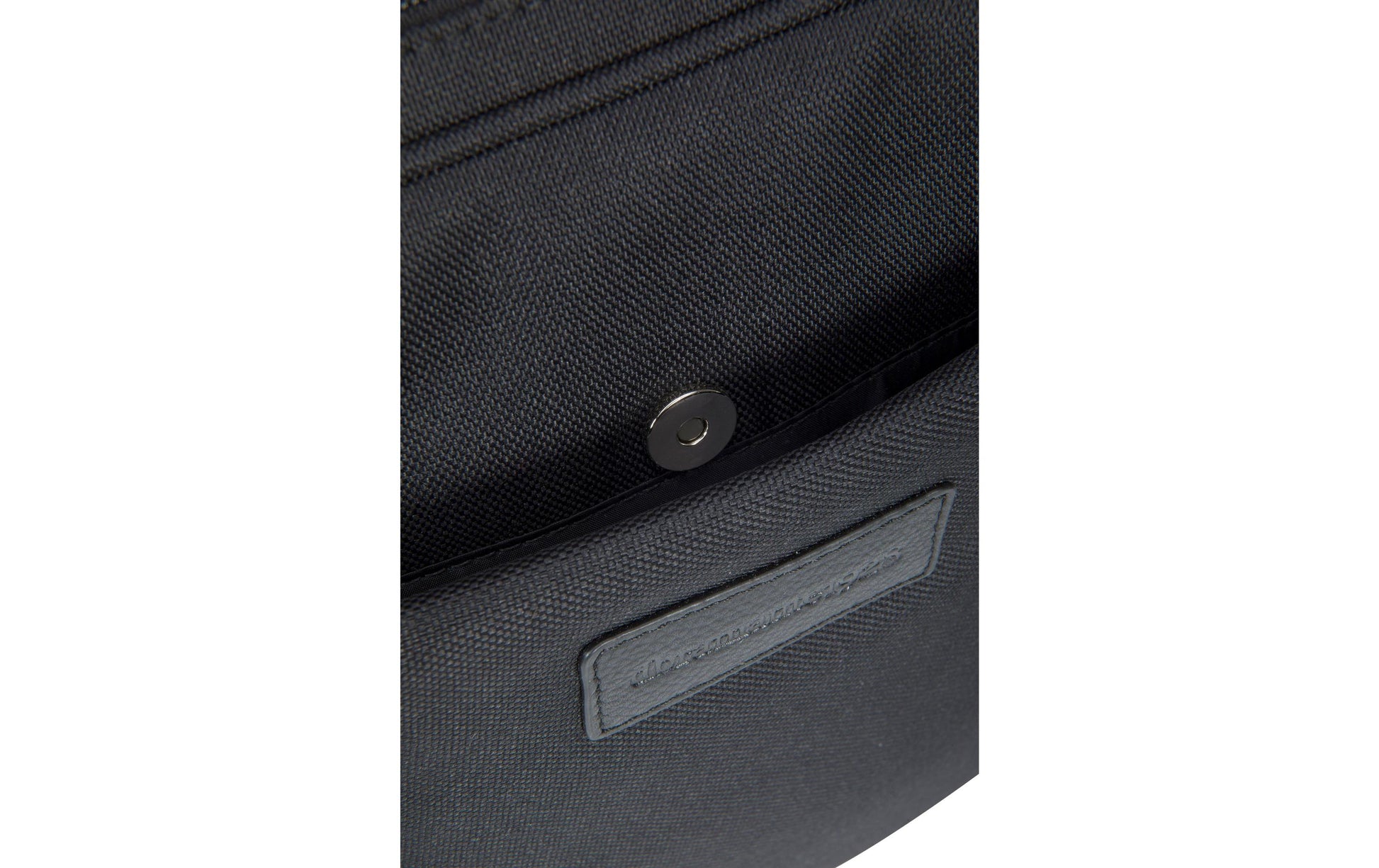 dbramante1928 Notebook-Rucksack Champs-Elysees – für 15″, Leder/Polyester – Schwarz, 310 × 400 × 130 mm