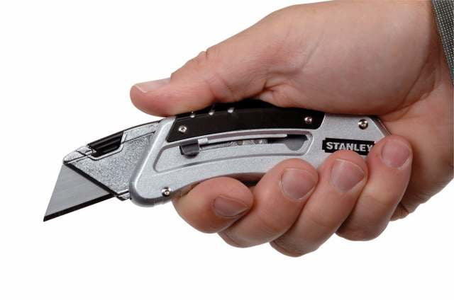 Stanley Quickslide – Einziehbares Abbrechmesser 19 mm, mit Sperre, Zink, Grau