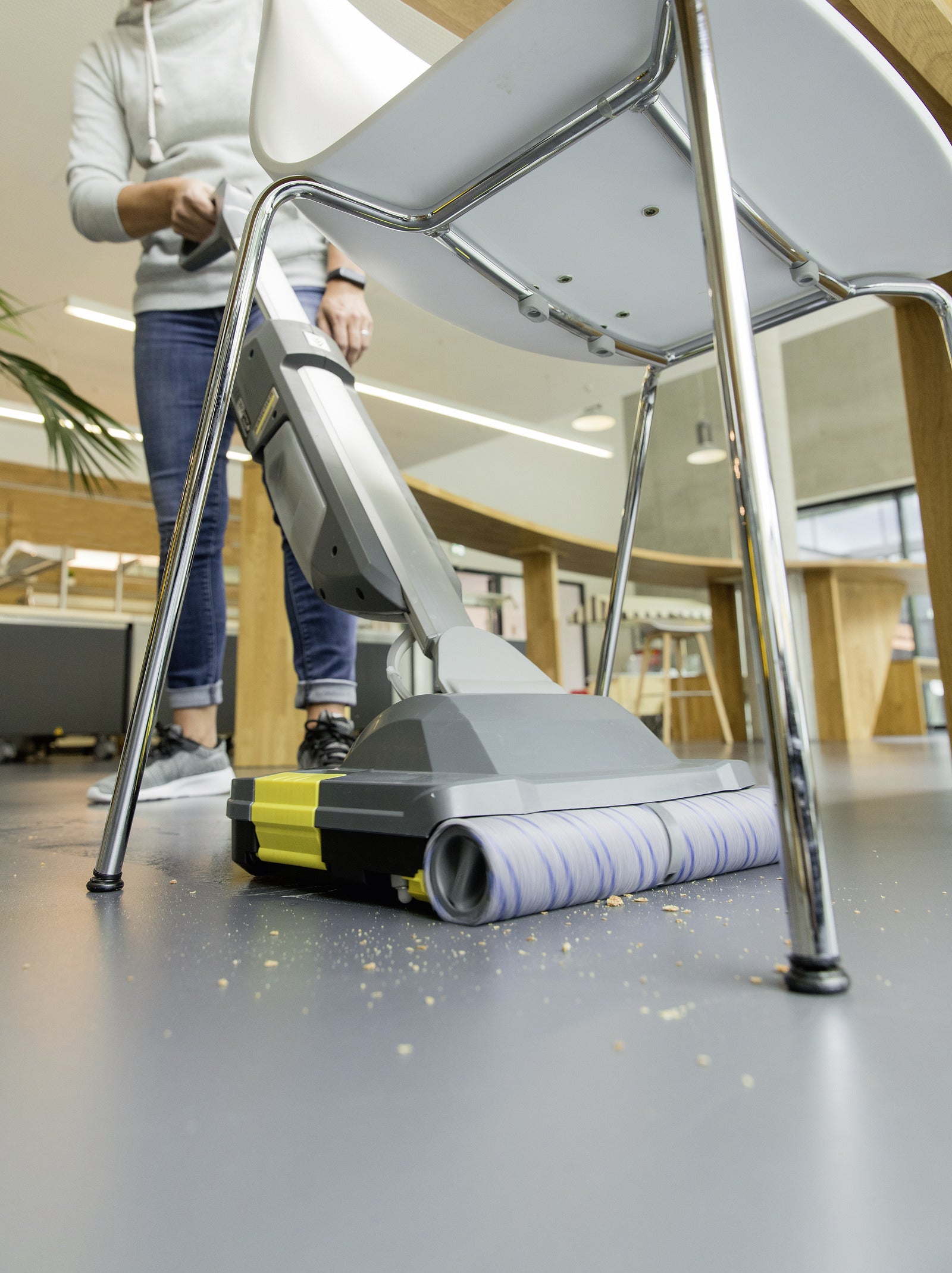Karcher AG Scheuersaugmaschine BR 30/1 C Bp – 1 l – 30,5 × 34,0 × 120,0 cm – grau