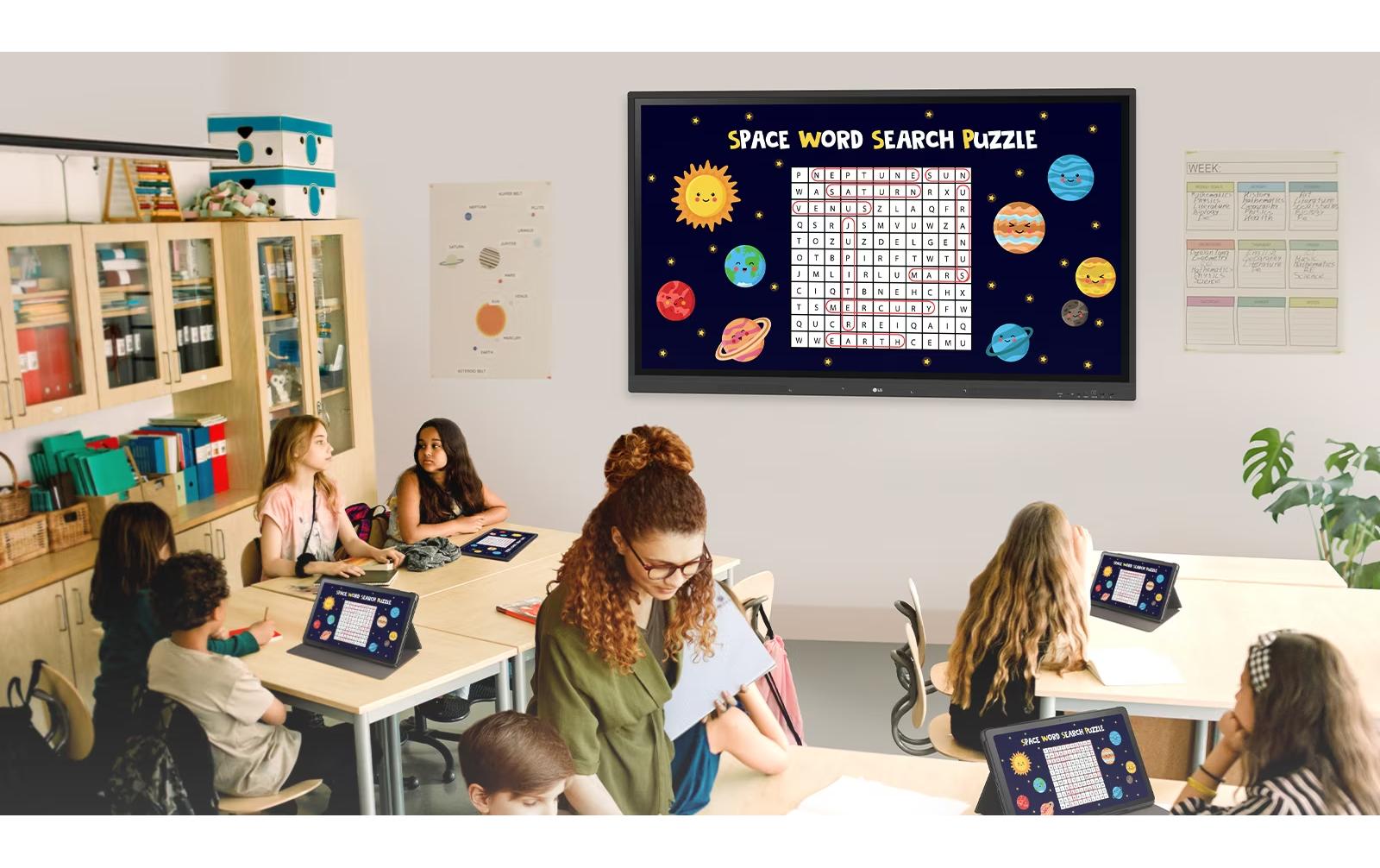 LG 65TR3DK-B – Public Display, 65", VA, Touch, 60 Hz, 440 cd/m², 16/7, Android, VESA 600 × 400, Schwarz