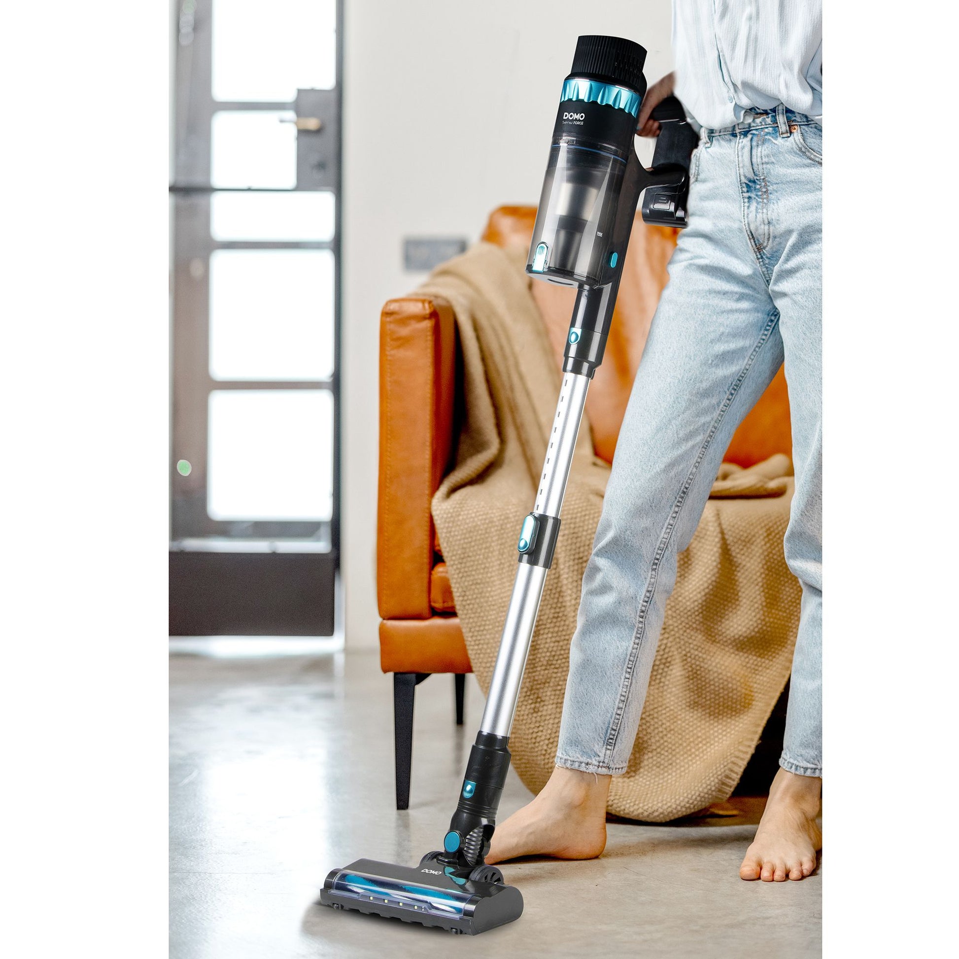 Domo Akkusauger DO244SV – 60 min, 0,8 l, Akkubetrieb, 30 V