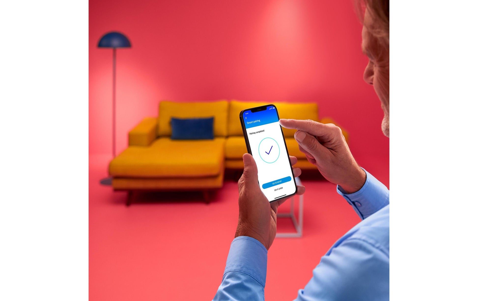 WiZ Smart-Leuchtmittel E27 G95 – 2700–6500 K, 806 lm, 7 W, WLAN/Bluetooth – 1 Stk., Transparent