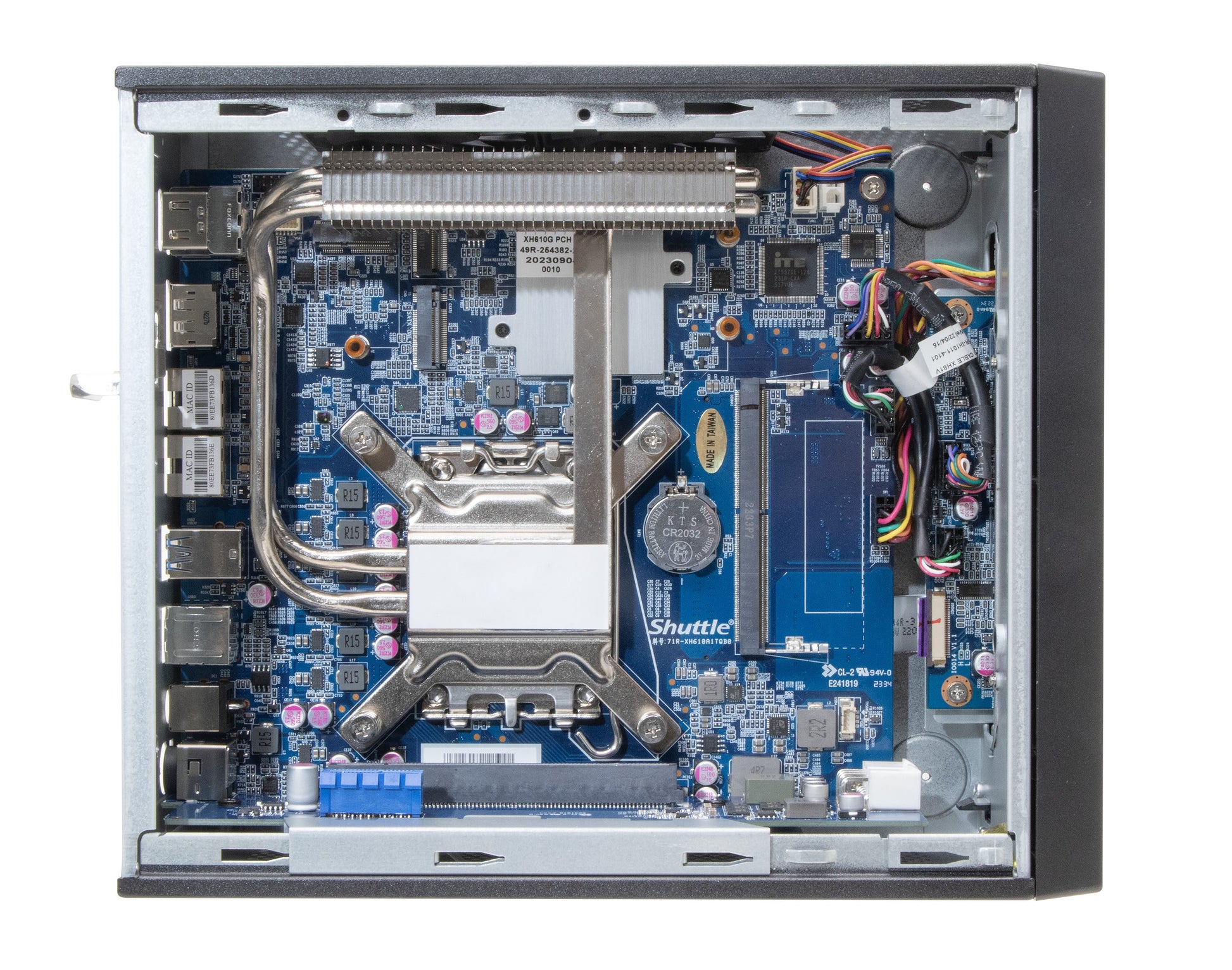 Shuttle XH610G2 SFF Barebone – Intel H610, LGA 1700, 3x M.2, 1x 2,5"
