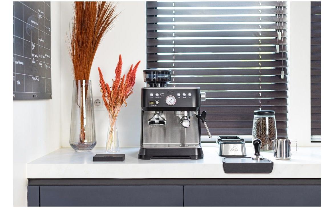 Solis Grind & Infuse Perfetta 980.69 Siebträgermaschine – 16 bar, 2,6 l, 250 g, mit Mahlwerk, Schwarz