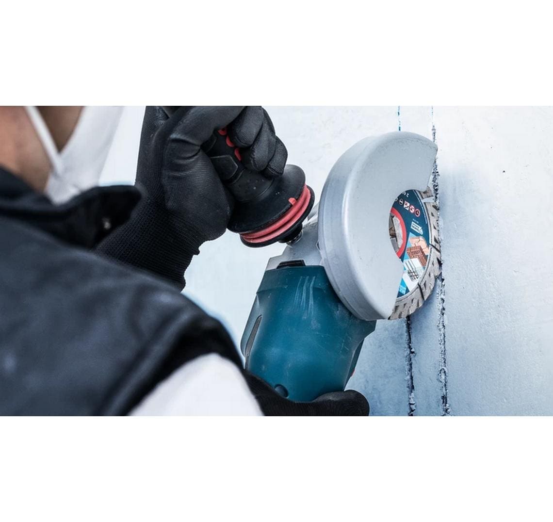 Bosch EXPERT MultiMaterial Diamanttrennscheibe 115 × 22,2 × 2,2 mm – für Mauerwerk & Beton – 1 Stk