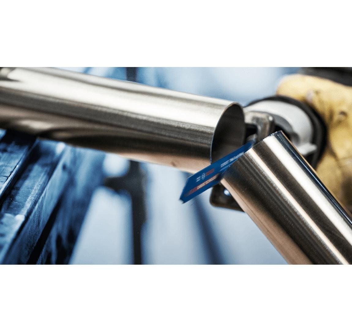 Bosch EXPERT Thin Tough Metal S 922 EHM Säbelsägeblatt 150 mm, 1,4 mm Hartmetall – für Edelstahlblech (dünn) –