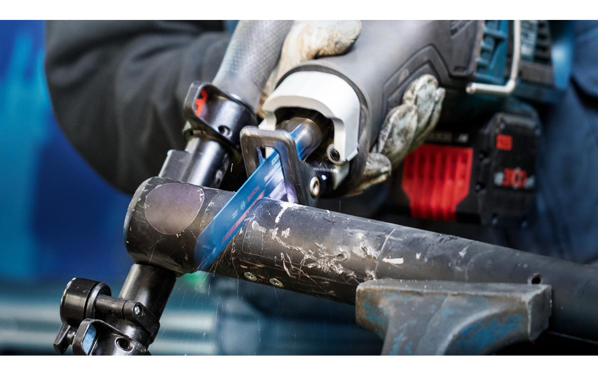 Bosch Säbelsägeblatt 250 mm Hochkohlenstoffstahl (HCS) – für Metall – 1 Stk