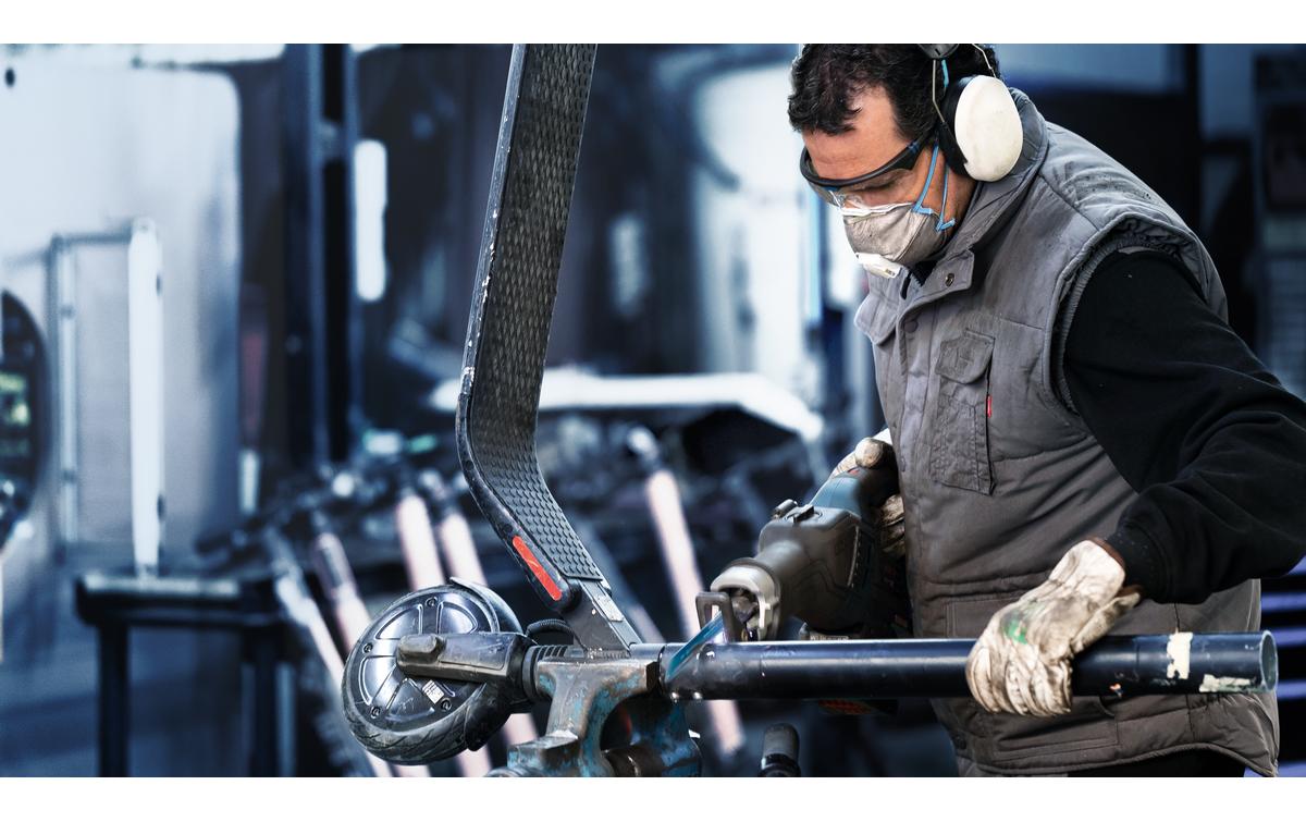 Bosch Säbelsägeblatt 250 mm Hochkohlenstoffstahl (HCS) – für Metall – 1 Stk