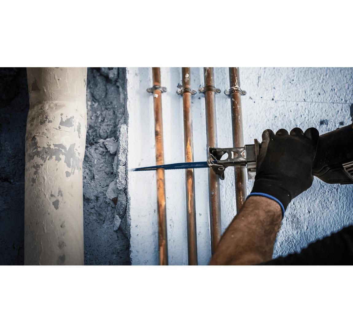 Bosch EXPERT Multi Material Säbelsägeblatt 100 mm Hartmetall – für Metall, Holz, Kunststoff – 1 Stk