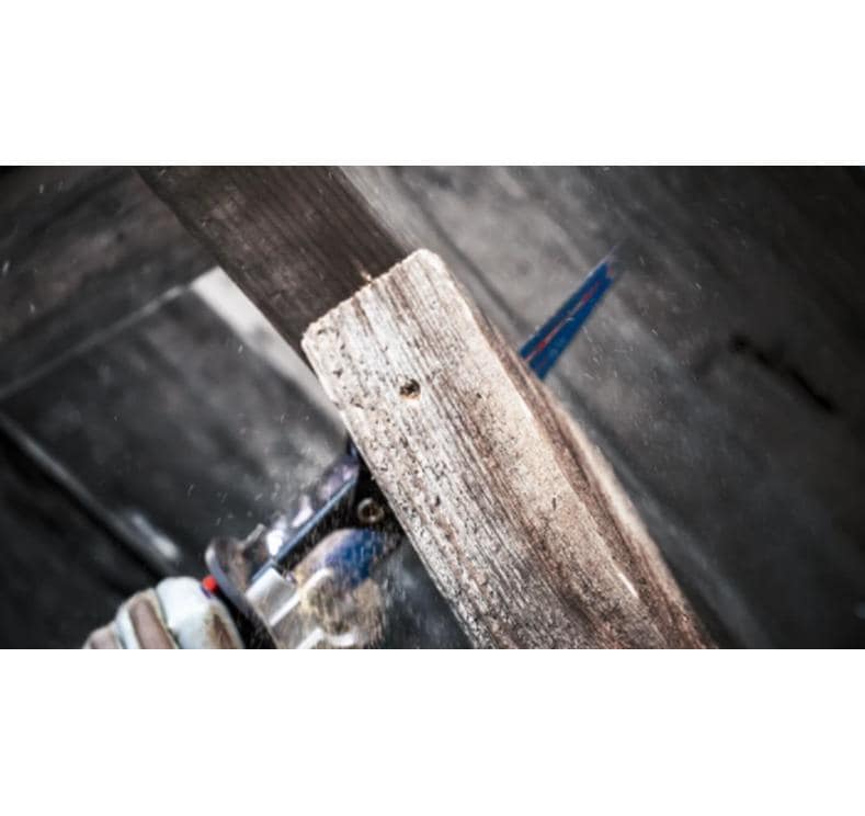 Bosch Säbelsägeblatt 300 mm Hartmetall – für Bauholz mit Nägeln, glasfaserverstärkter Kunststoff, Kunststoff