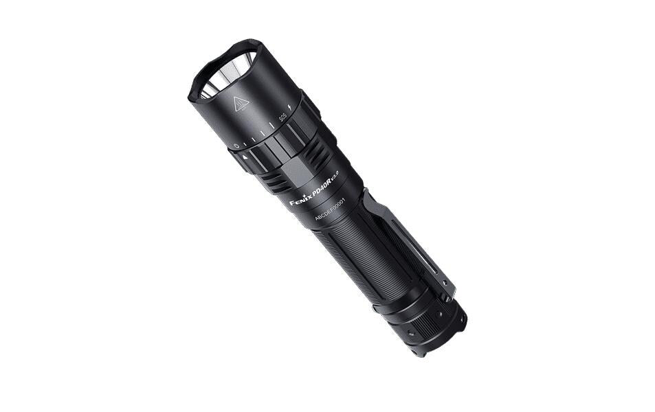 Fenix Taschenlampe PD40R V3.0 – 3000 lm, 500 m, IP68, USB, 5000 mAh – Schwarz