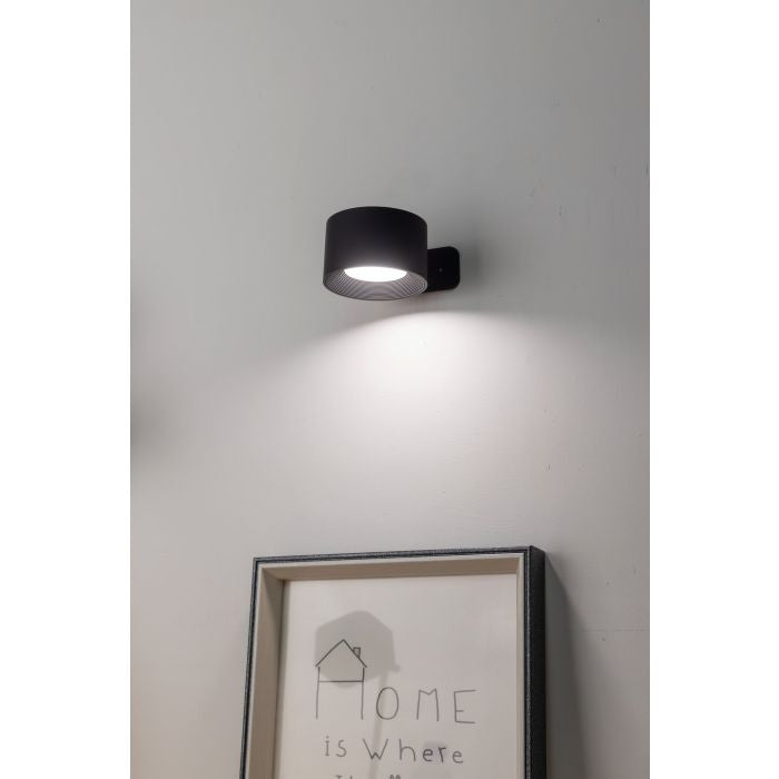 EGLO Wandleuchte Muraglie – Ø 7,5 cm, 140 lm, 5 W, 2700–6500 K, dimmbar, schwarz, Akku, Touch