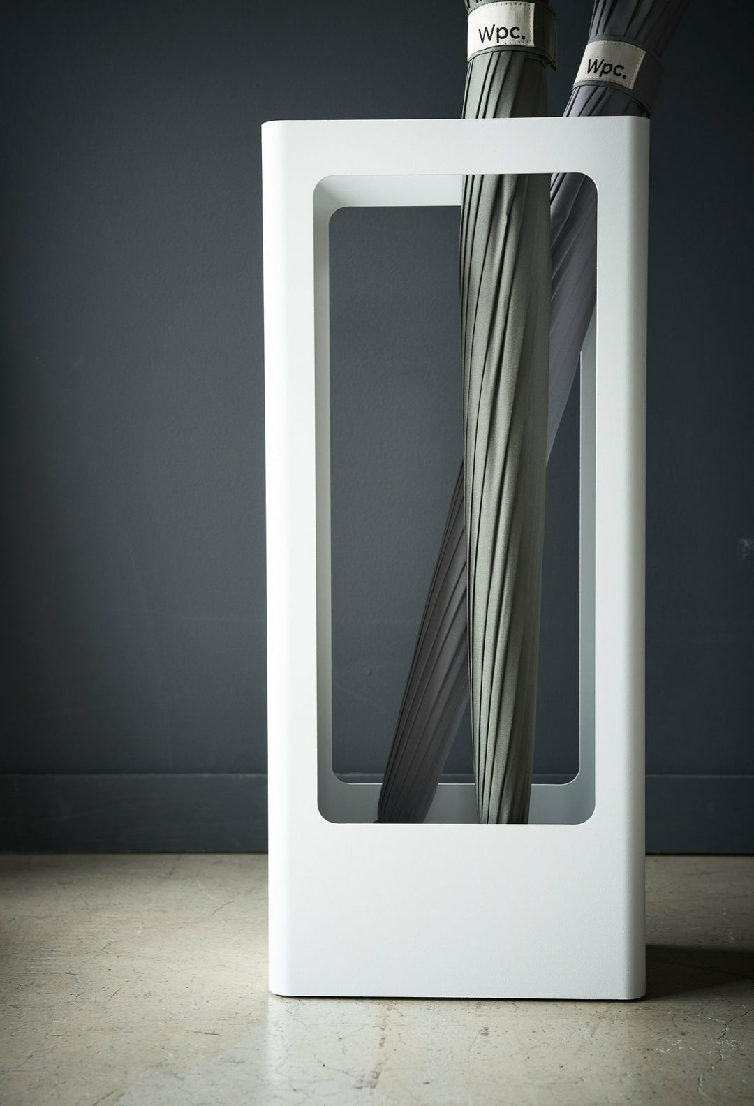 Yamazaki Schirmständer – Stahl/Silikon, Weiss, 12 × 22 × 50 cm