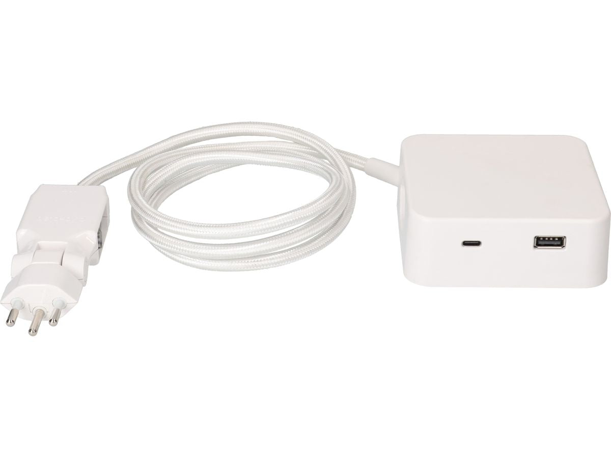 MaxTex Cube Steckdosenleiste – 3 AC-Ausgänge, 1× USB-A + 1× USB-C, 2 m, Magnet, Weiss