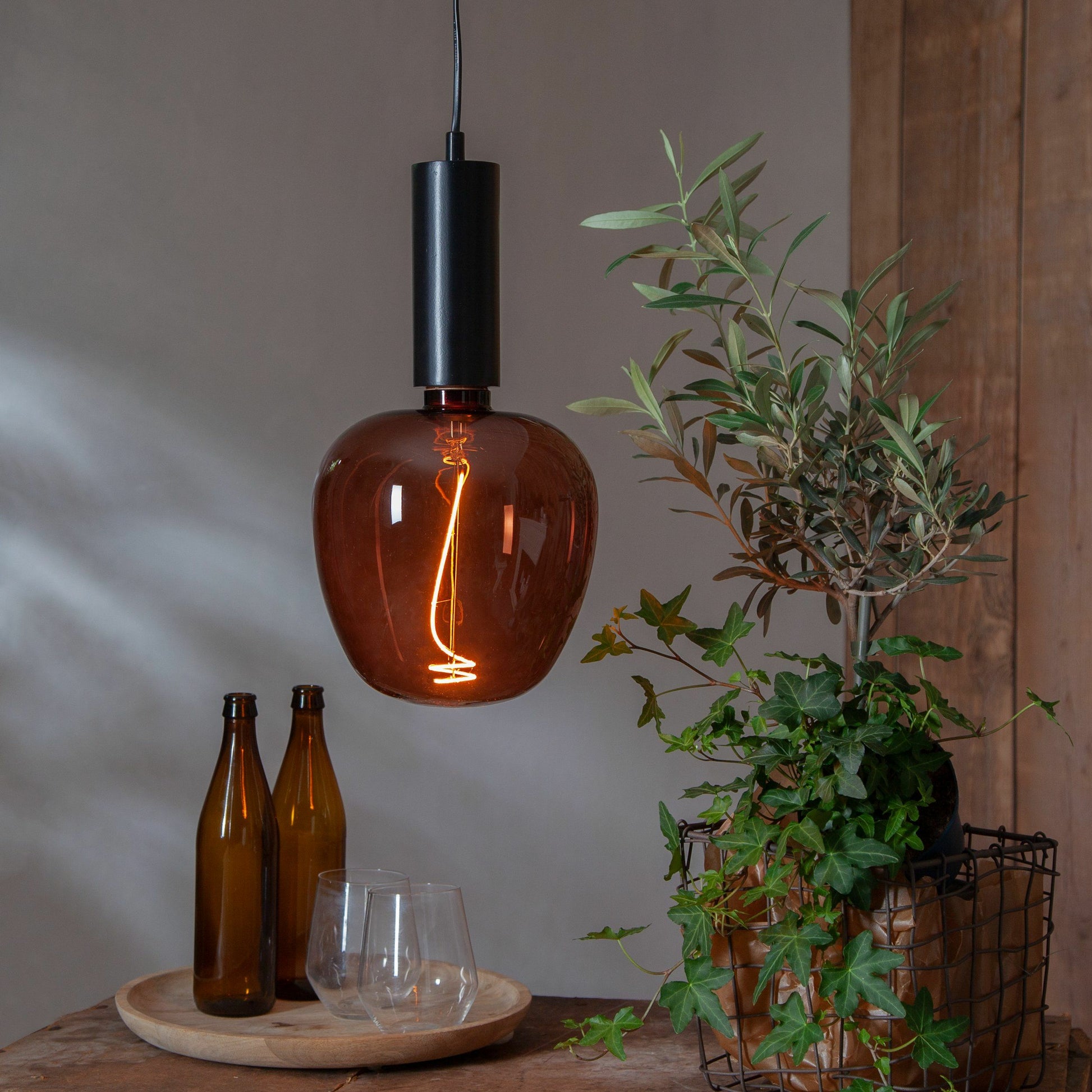 EGLO LED-Leuchtmittel Globe G190 E27 – 4 W dimmbar, 40 lm, 2000 K warmweiss, 120°, Glas cognac