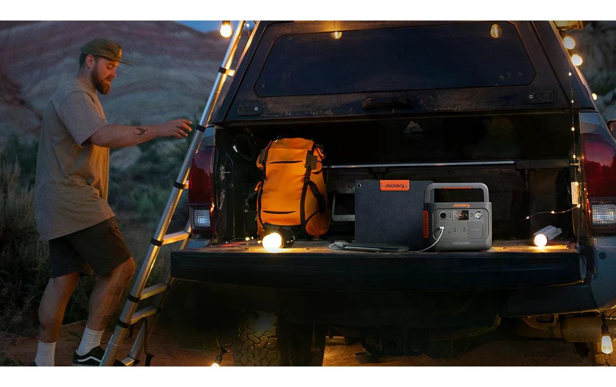 Jackery Explorer 300EU Plus – Powerstation – 288 Wh, LiFePO4