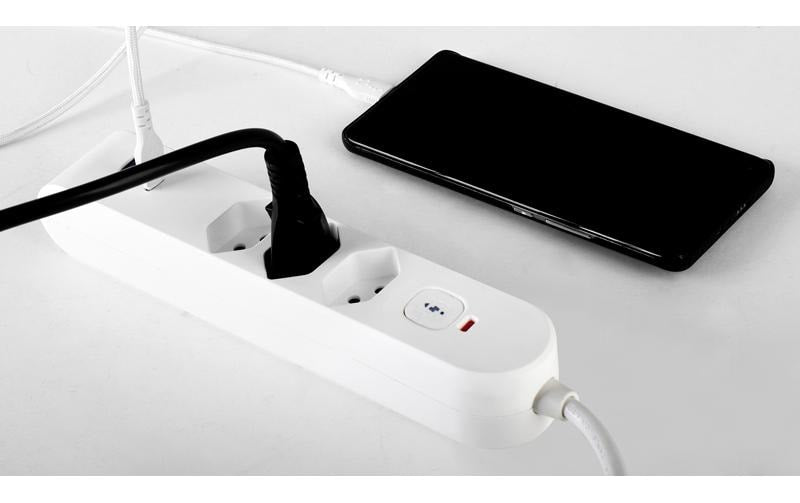 Steffen Standard Steckdosenleiste, 3×T13, 1×USB‑A 18 W + 1×USB‑C PD 20 W, mit Schalter, 3 m – Weiss