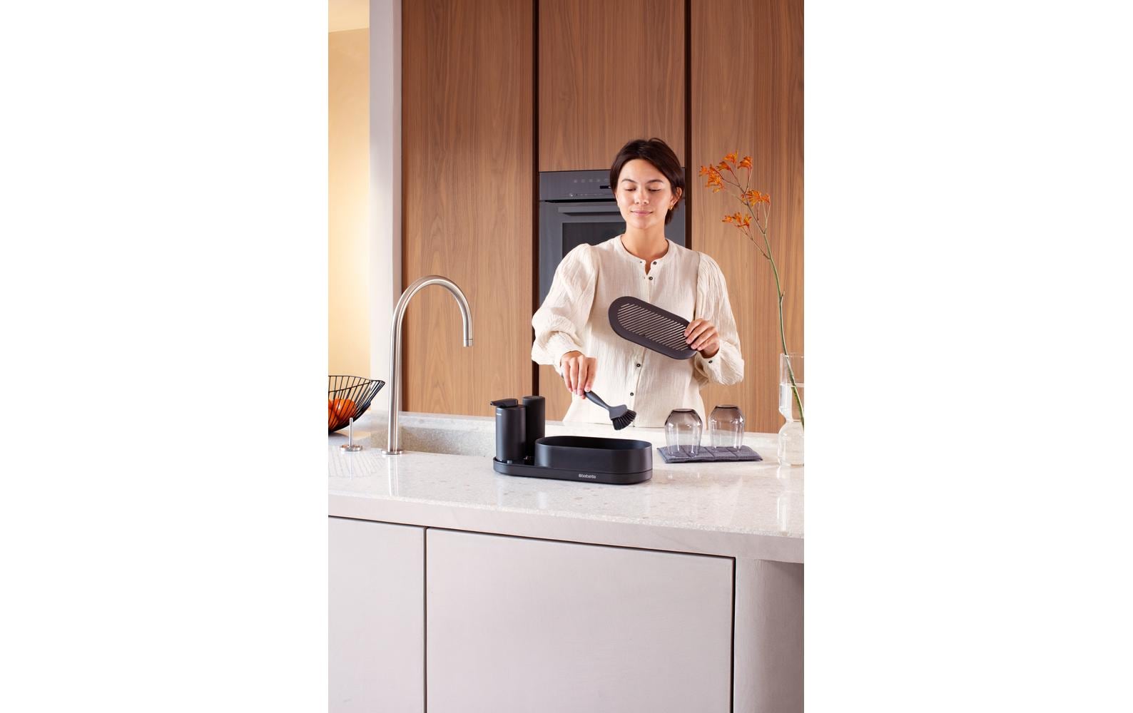 Brabantia Spülebehälter-Set – freistehend, 3er-Pack, dunkelgrau, Kunststoff (Silikon-Details)