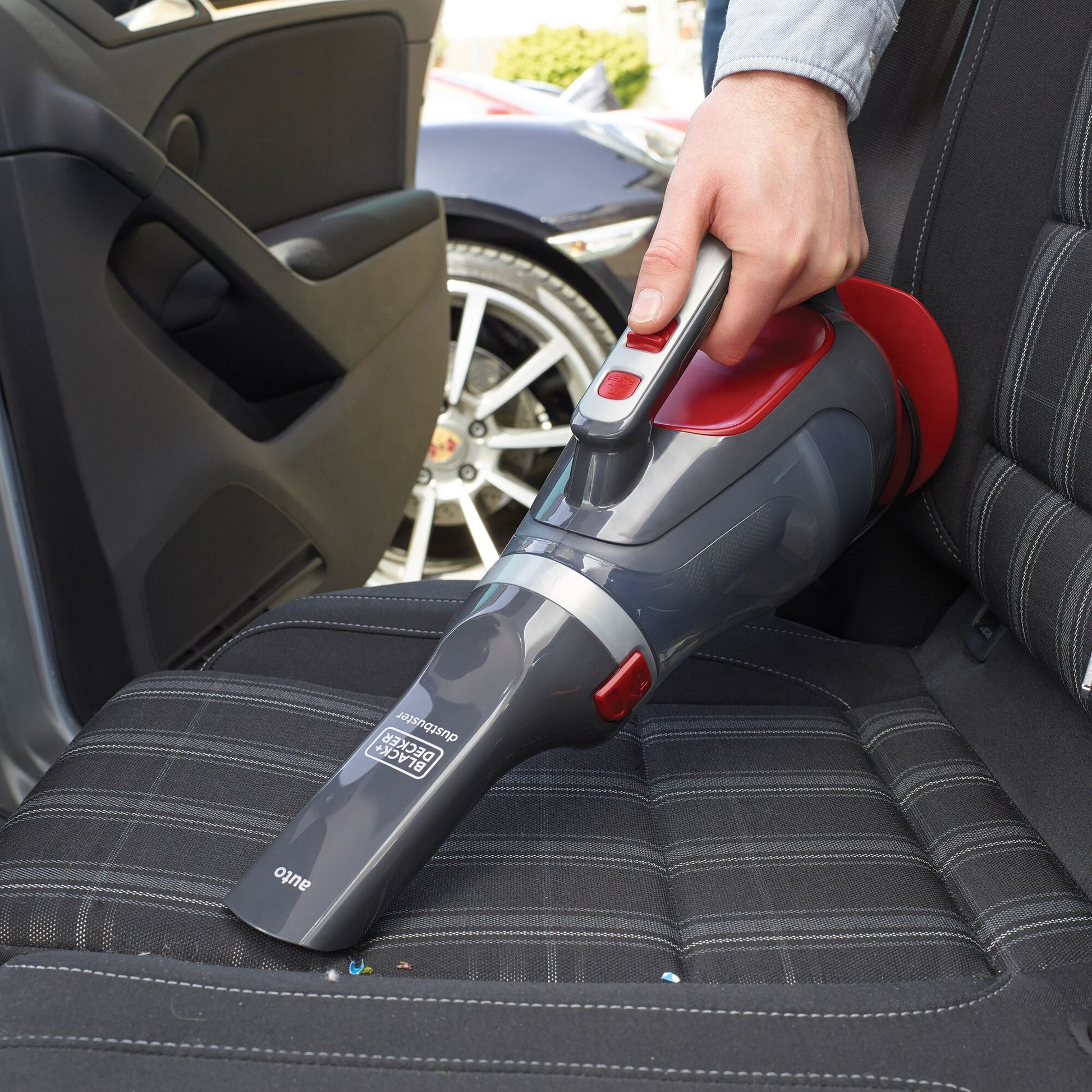 Black & Decker Auto-Handstaubsauger ADV1200 – 11 W, 0,6 l, Akkubetrieb, Kabel 5 m