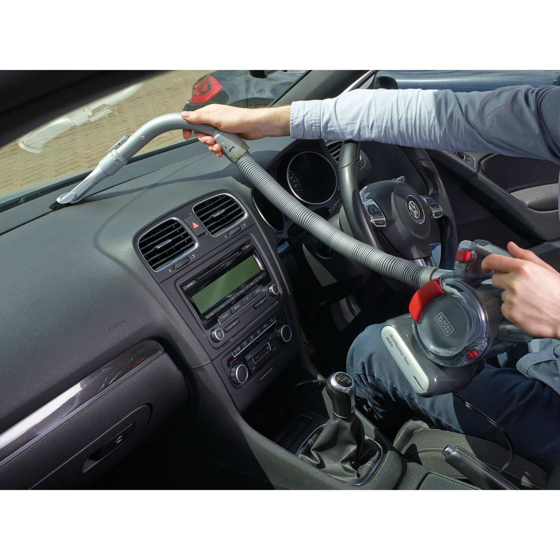 Black & Decker Absauganlage PD1200AV-XJ – 12,5 W, 0,6 l, 2 Aufsätze, Kabel 5,0 m