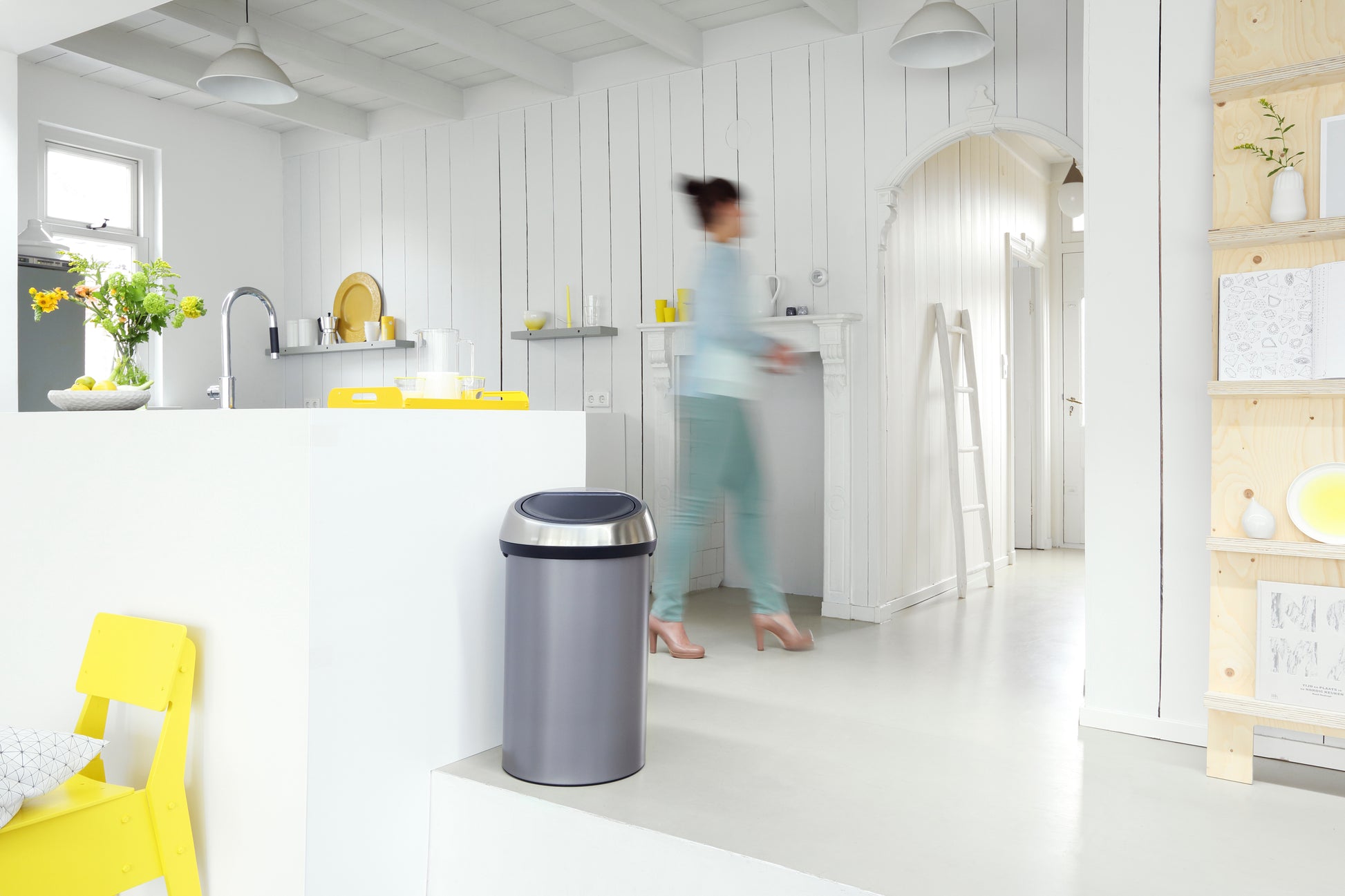 Brabantia Push- / Schwingdeckel-Abfalleimer Touch Bin – 60 l – Edelstahl, rund